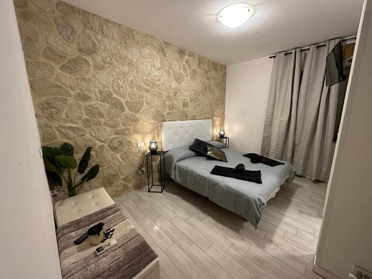 Destiny Home 3 Verona Borgo Roma ภายนอก รูปภาพ