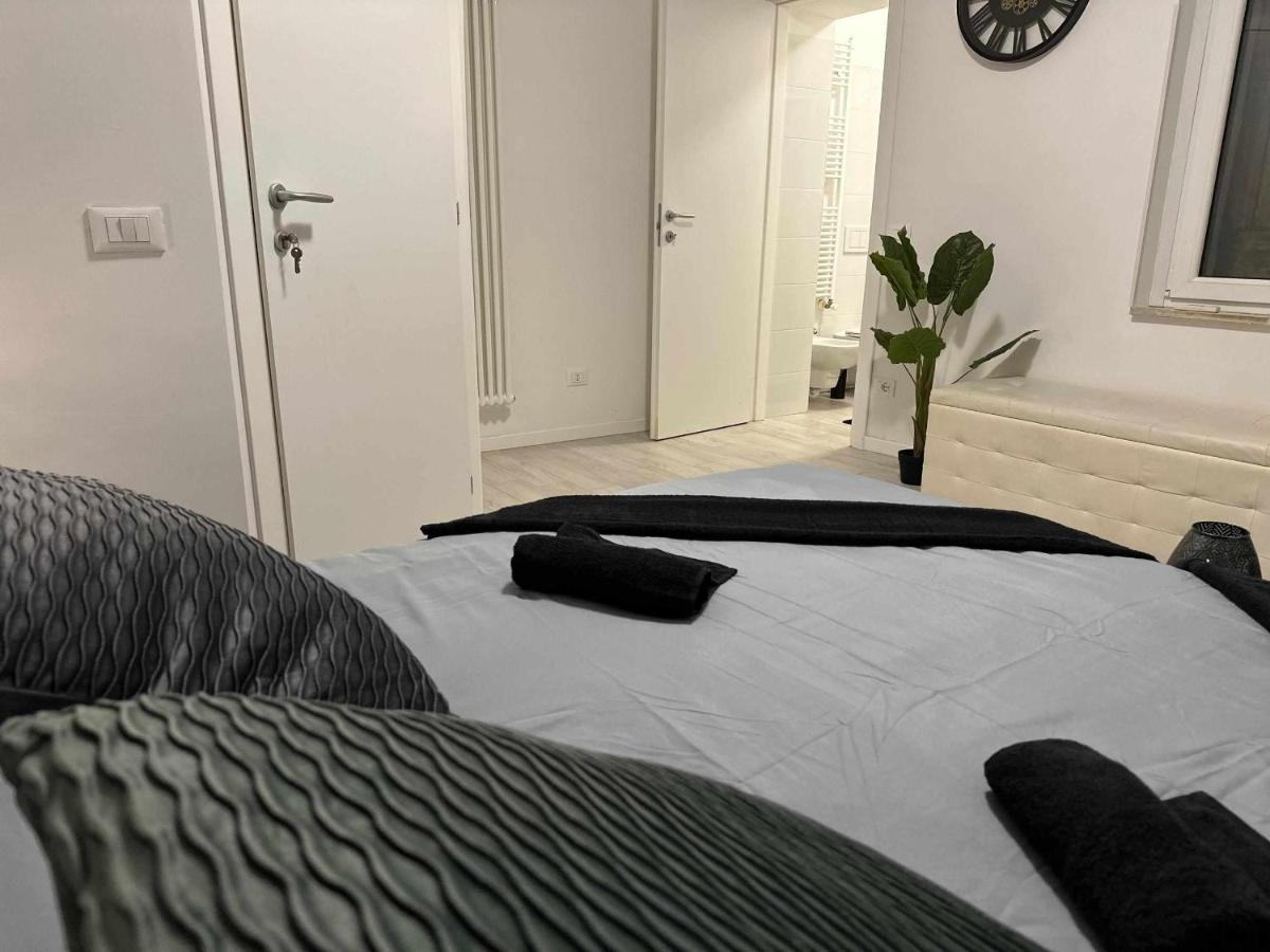 Destiny Home 3 Verona Borgo Roma ภายนอก รูปภาพ